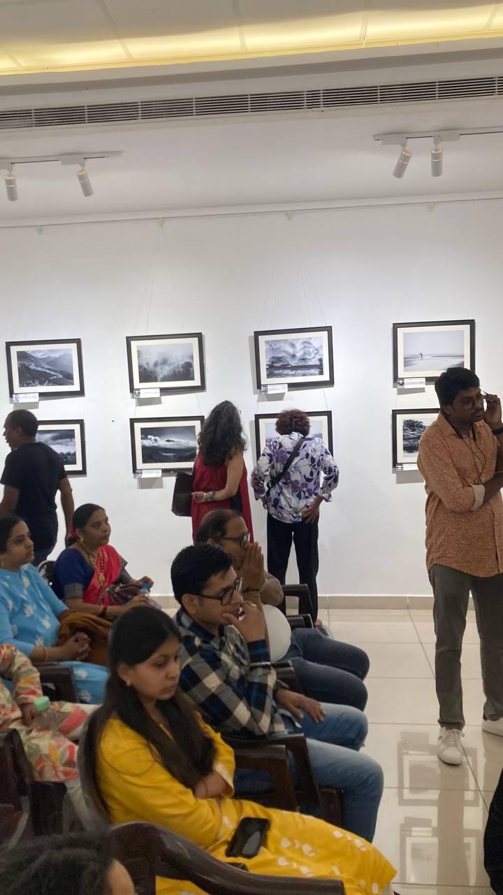 Visitors Attention 6